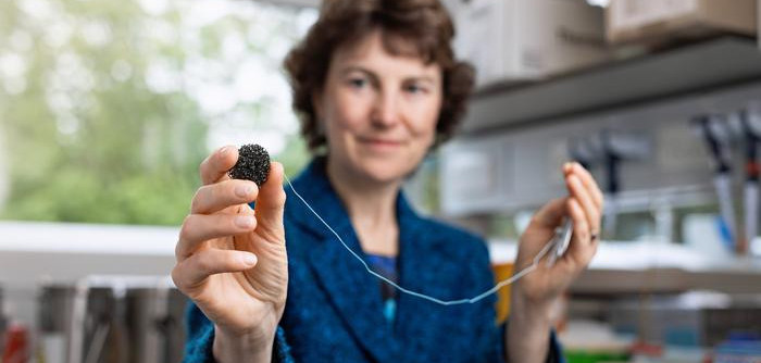Pill-on-a-Thread Could Help Monitor Esophageal Cancer Risk